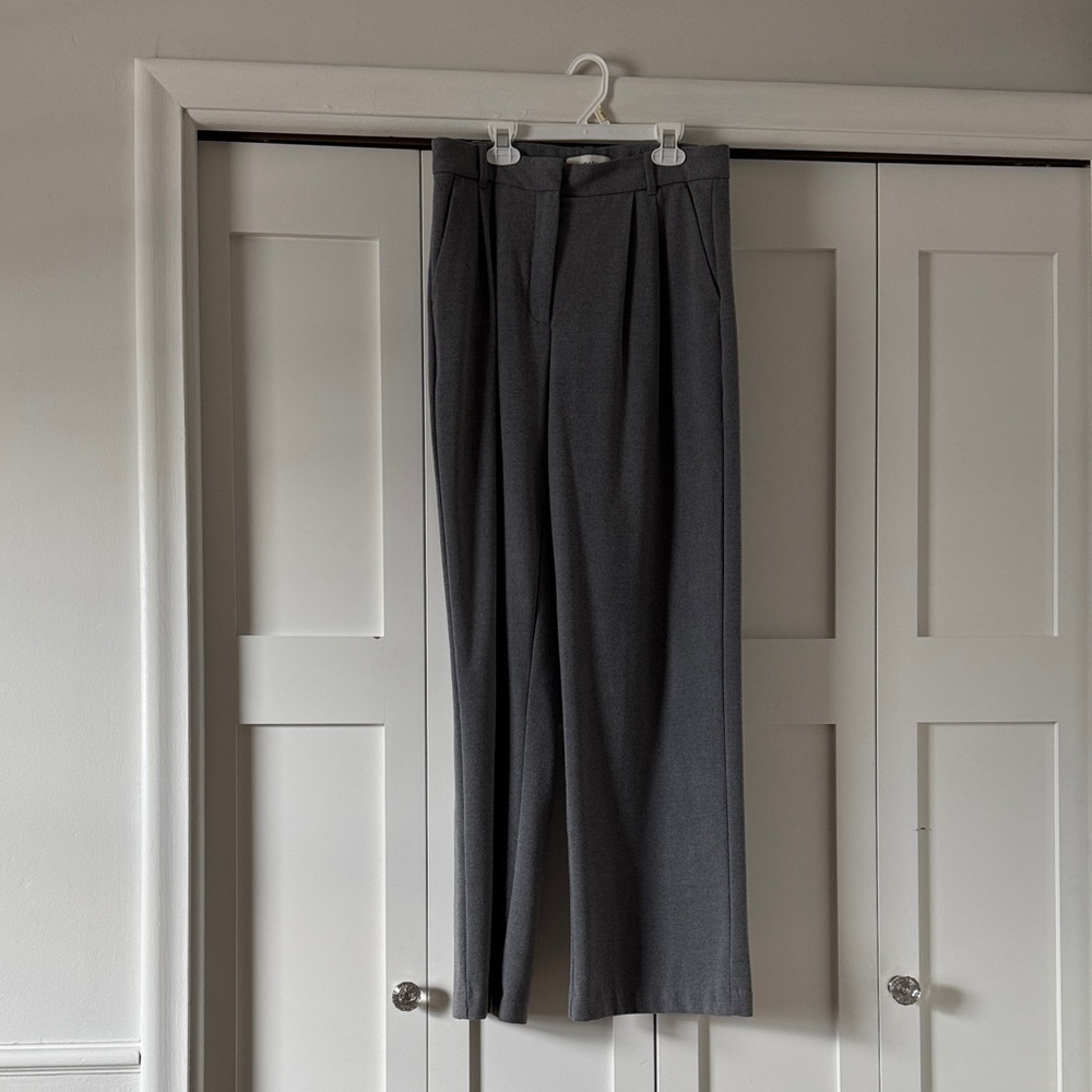 Abercrombie & Fitch Pleated Wool Dress Pants - Dark Gray